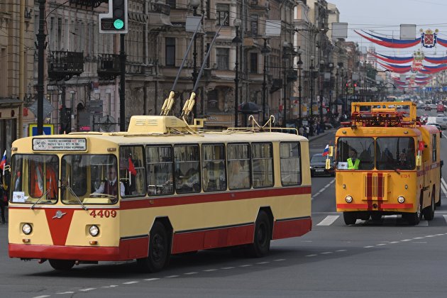 Санкт-Петербург увеличит финансирование ремонта автомобильных дорог